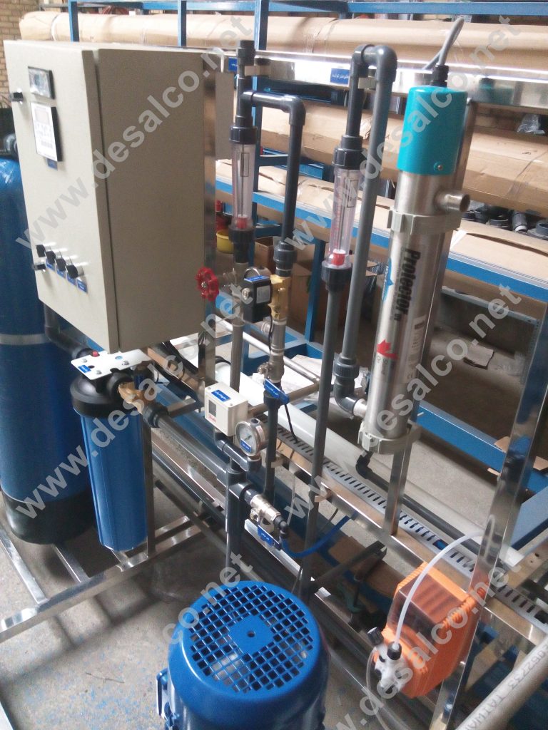 دستگاه آب شیرین کن